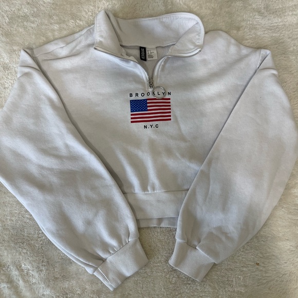 USA White Crop Hoodie - Picture 4 of 4